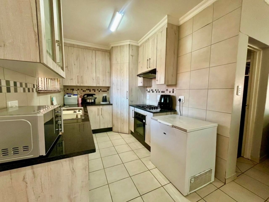 3 Bedroom Property for Sale in Waterval East North West
